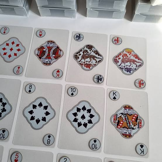 ورق-بازی-پاسور-شیشه ای